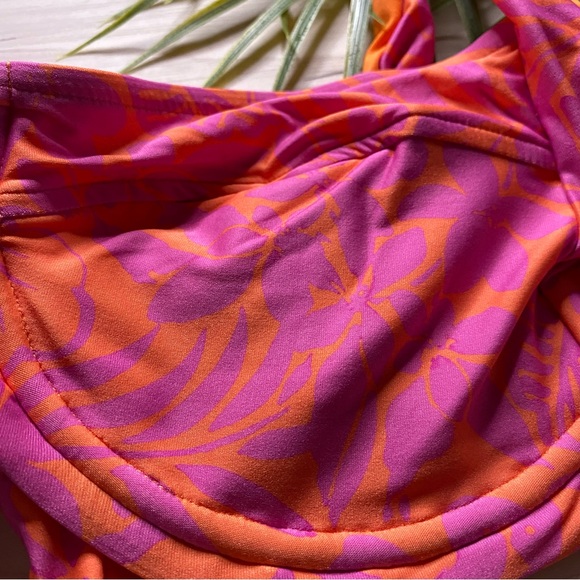 L*Space Camellia Purple Orange Floral Underwire Bikini Top in Paradise - Picture 4 of 10